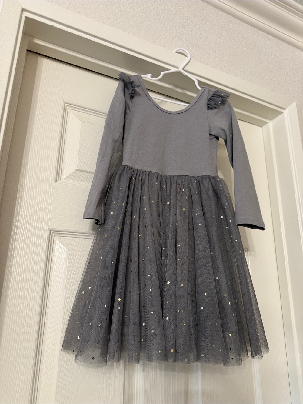 Elestory Gray Ballerina Dress w/ Tulle Skirt and Sparkly Stars. Size 5T - Picture 2 of 8